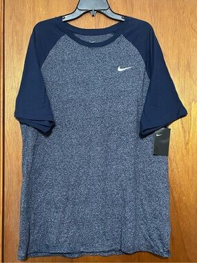 Nike Tee